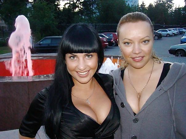 20P Busty Russian Woman 295
