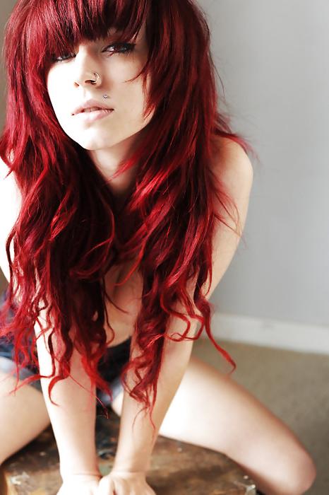 25P Redheads and red hair. Intoxicating beauty.