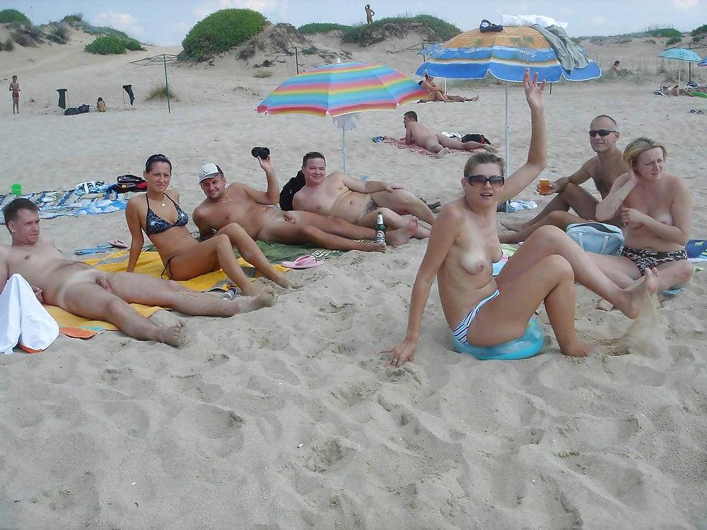 25P The beach 83