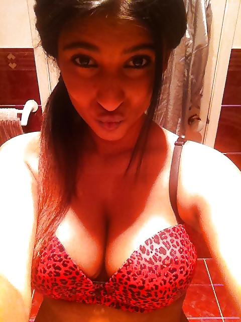 25P Desi Does it Again