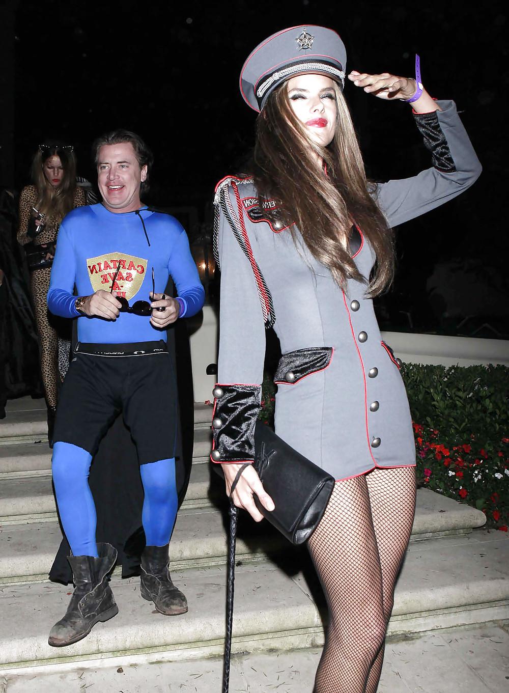 9P Alessandra Ambrosio - Is A Sexy Cop