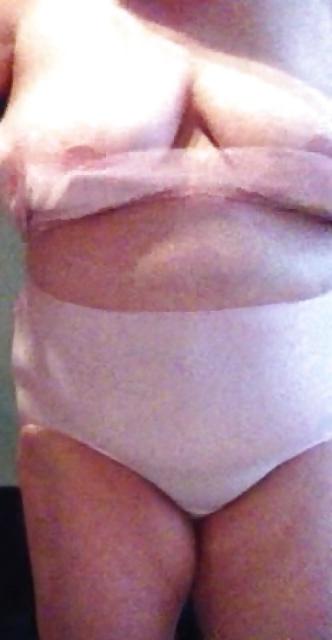 9P Nipple Slip und Downblouse