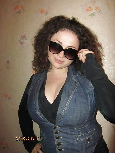 11P Busty Russian Woman 328