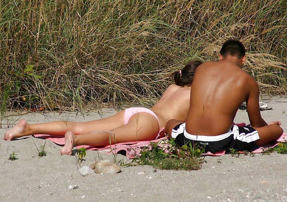 25P The beach 166