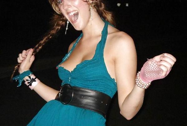 25P Beautiful Downblouse Babes 12 by TROC
