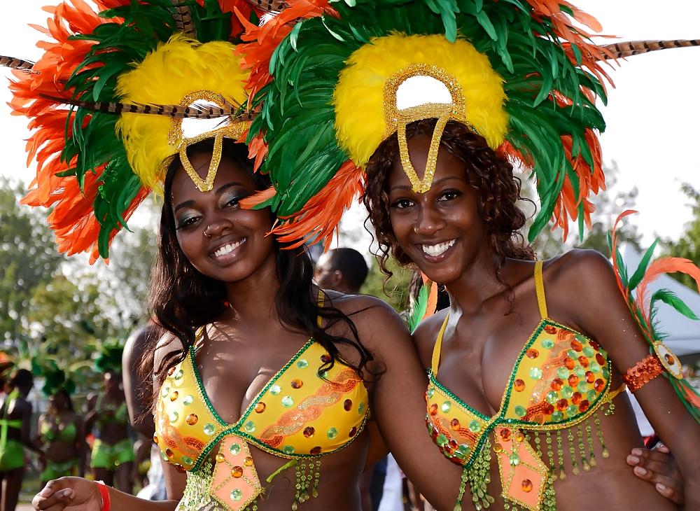 25P Carnivals colors: Beauty Queens Samba Teens 1