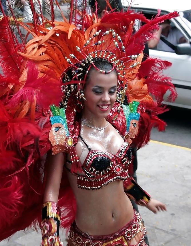 25P Carnivals colors: Beauty Queens Samba Teens 1