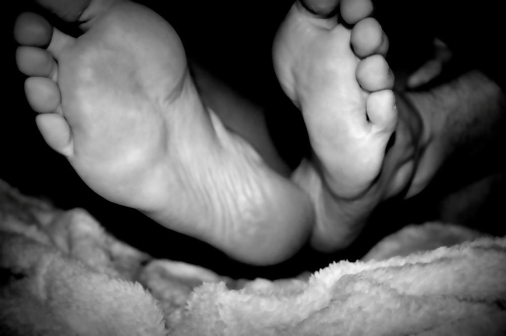 5P My feet...lick? suck?