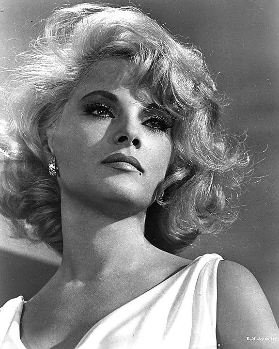 25P Sexy and Hot VIRNA LISI Celebrity with all natural beauty
