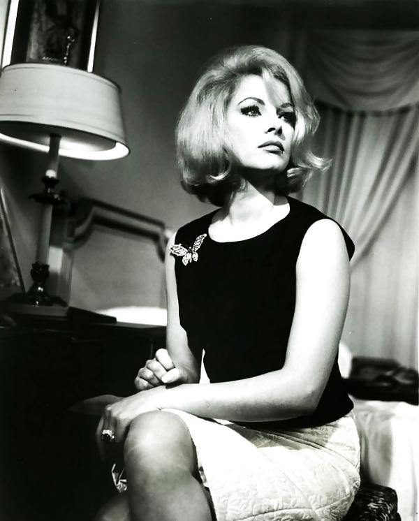 25P Sexy and Hot VIRNA LISI Celebrity with all natural beauty
