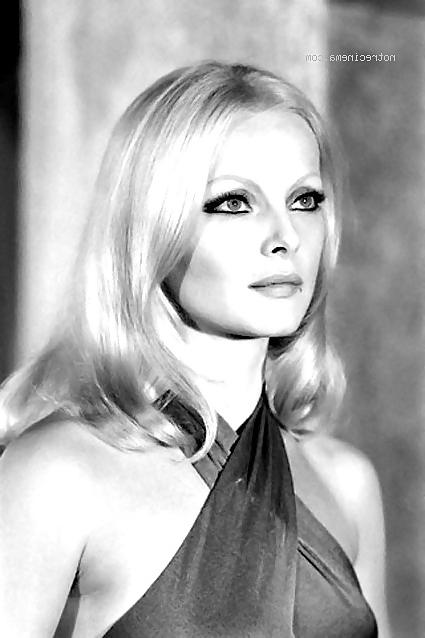 25P Sexy and Hot VIRNA LISI Celebrity with all natural beauty