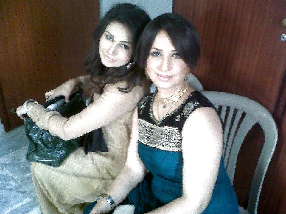 24P Delicious Muslim MILFs 3, Who Would You FUCK & How?