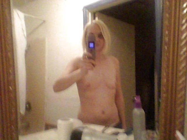 18P His girl!!! Self shots