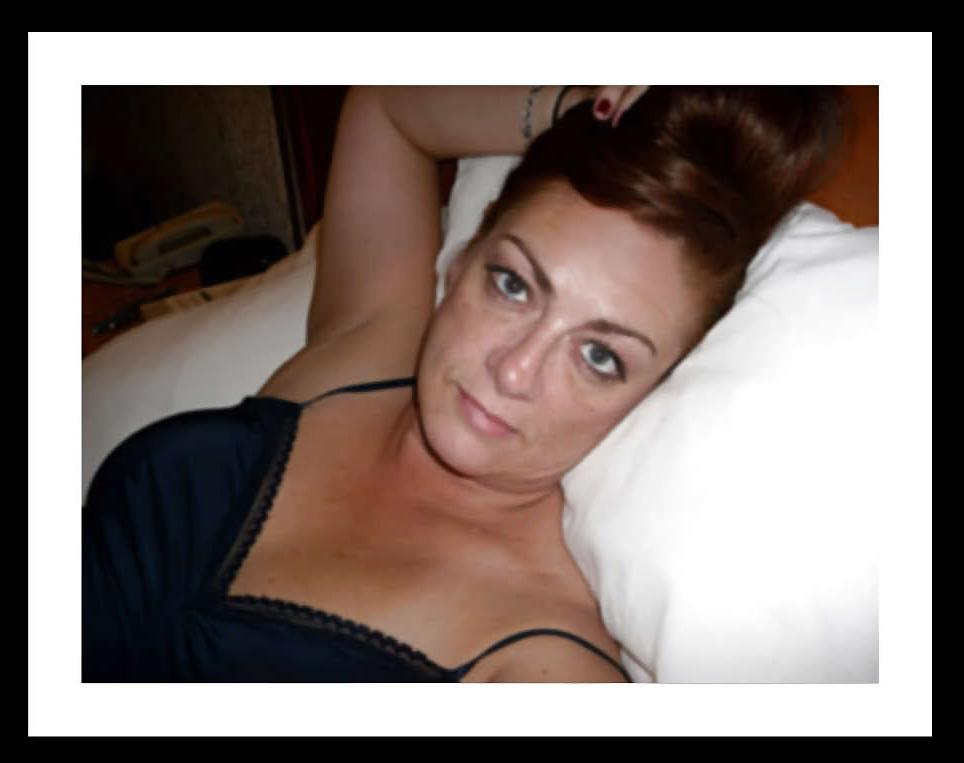 22P Chubby Wife Self Shots