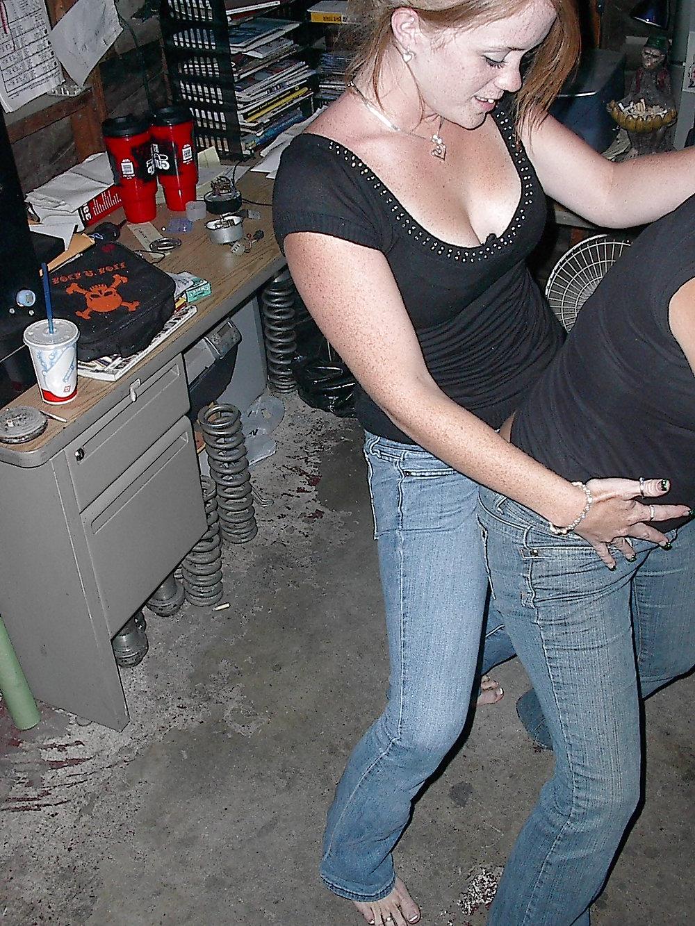 25P Party Lesbians