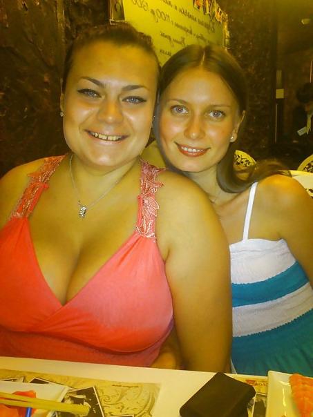 14P Busty Russian Woman 1089