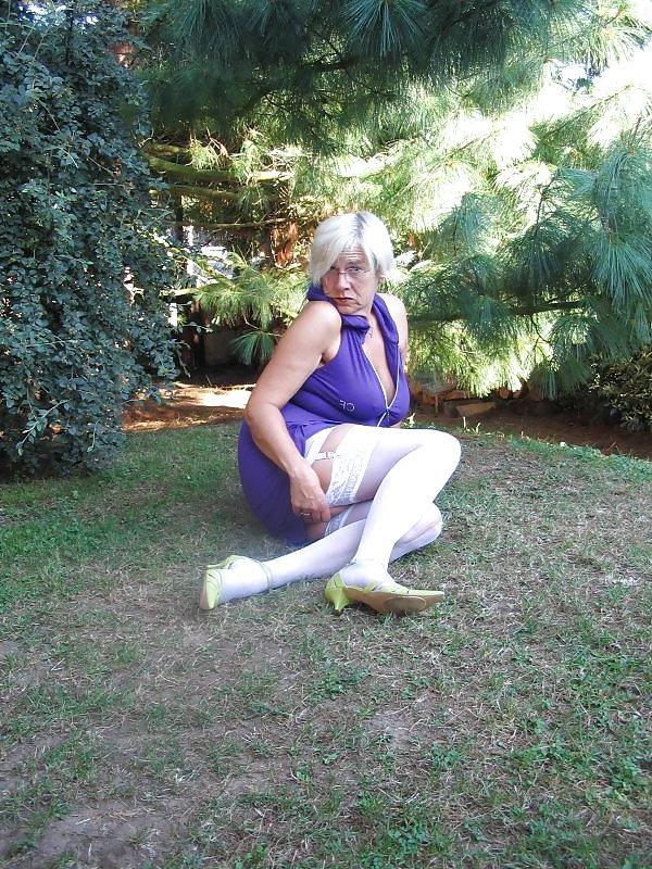 25P Mature Beauty - Annick 12
