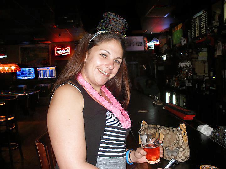 20P Florida waitress Alison exposed