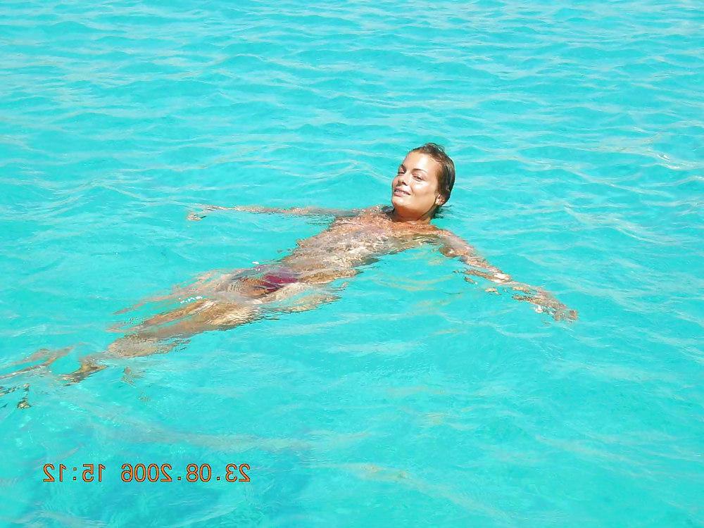 25P The beach 132