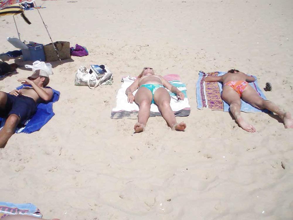 25P The beach 132