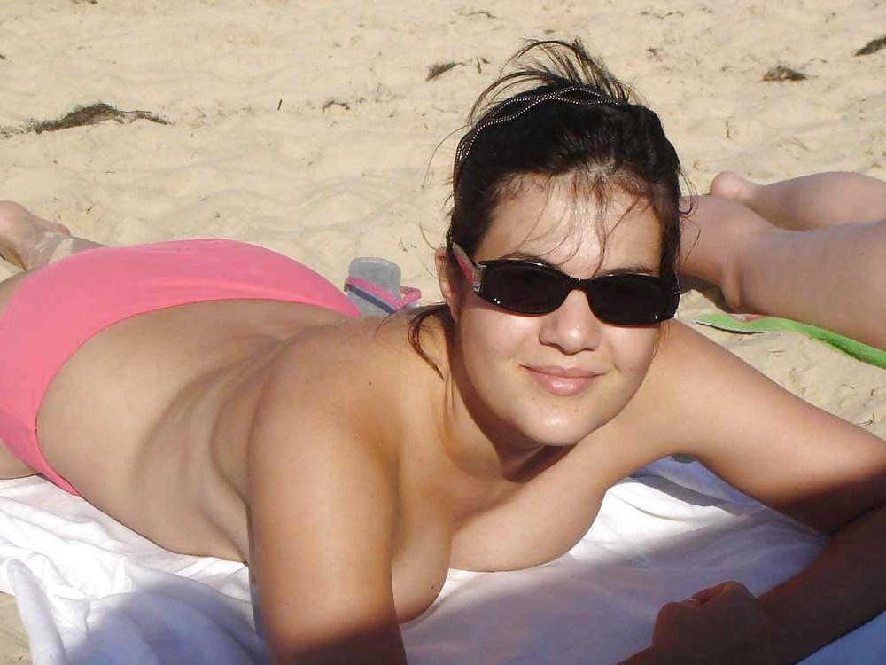 25P The beach 132