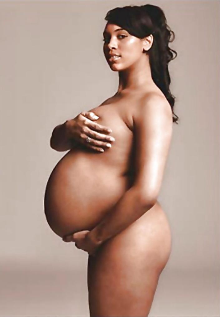 25P The Ebony Beauty & Eroticism of Pregnant Black Women
