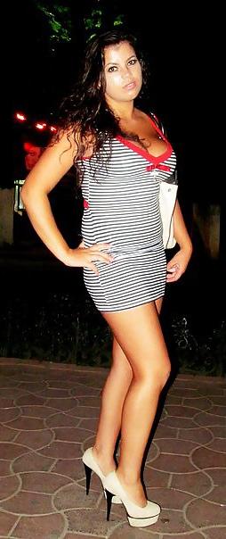22P Busty Russian Woman 755
