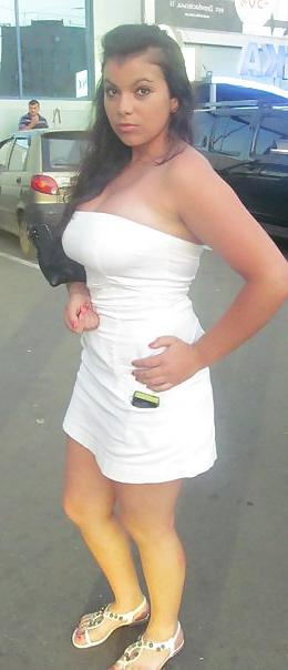 22P Busty Russian Woman 755