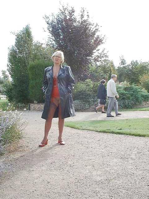 25P Mature Beauty - Annick 19