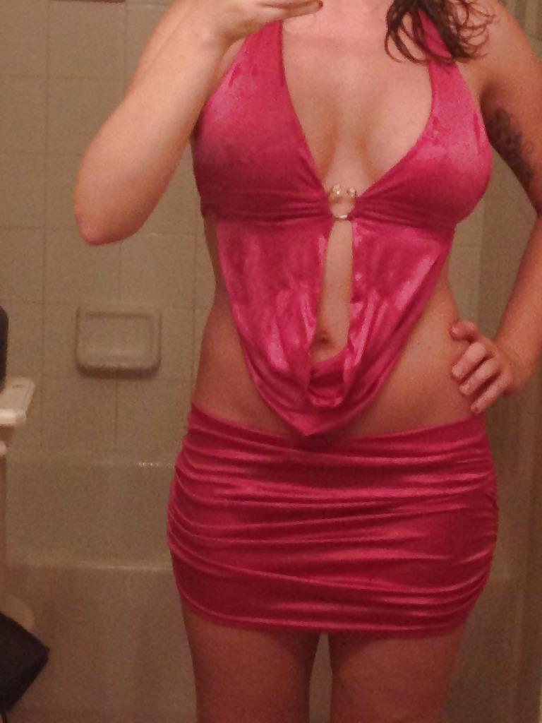 18P Sexy Brunette MILF Self Shots