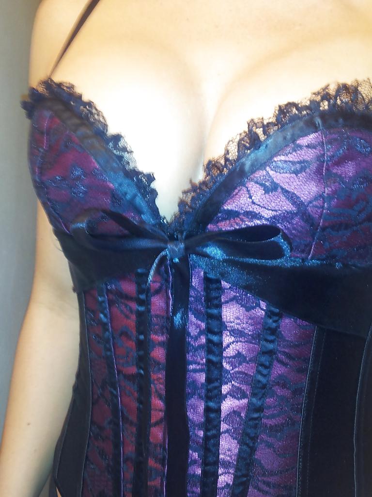 18P Sexy Brunette MILF Self Shots