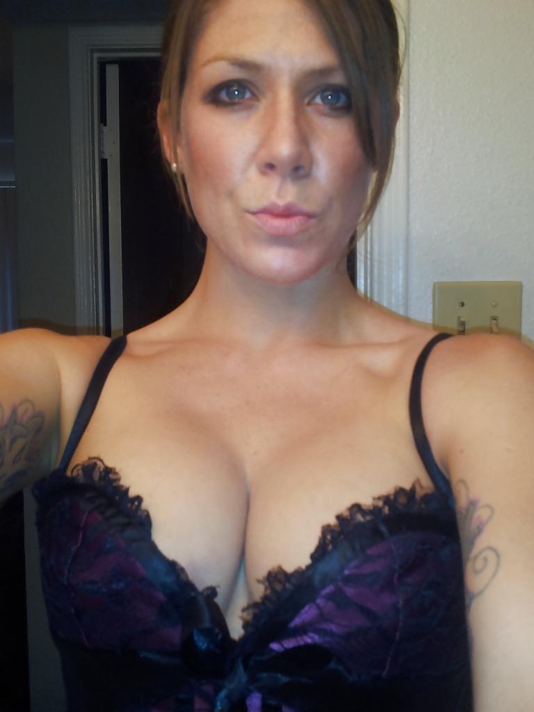 18P Sexy Brunette MILF Self Shots