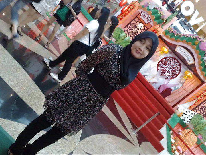 25P Little Hijab Beauty