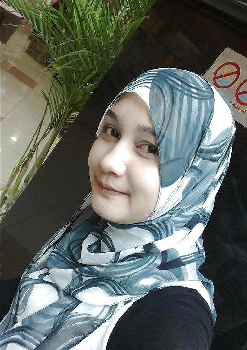 25P Little Hijab Beauty