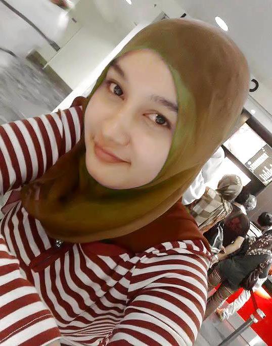 25P Little Hijab Beauty
