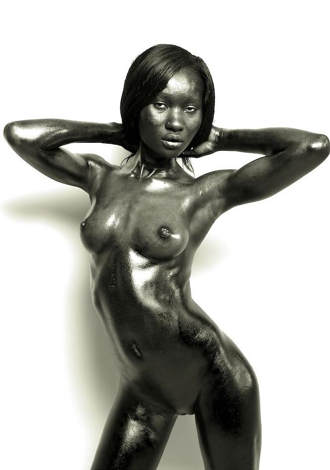 25P Amina - French Ebony Beauty