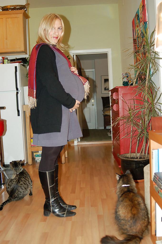 25P Pregnant beauty!