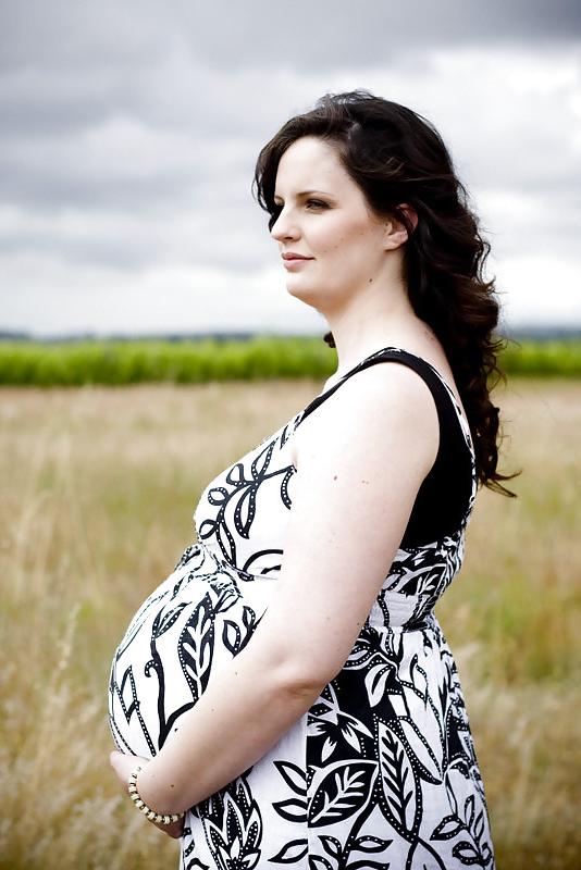 25P Pregnant beauty!