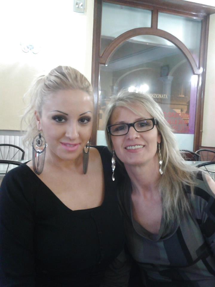 17P Romanian woman: Mirela
