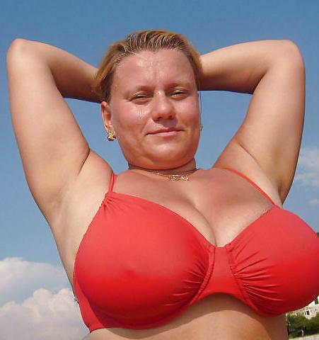 5P Busty Russian Woman 846