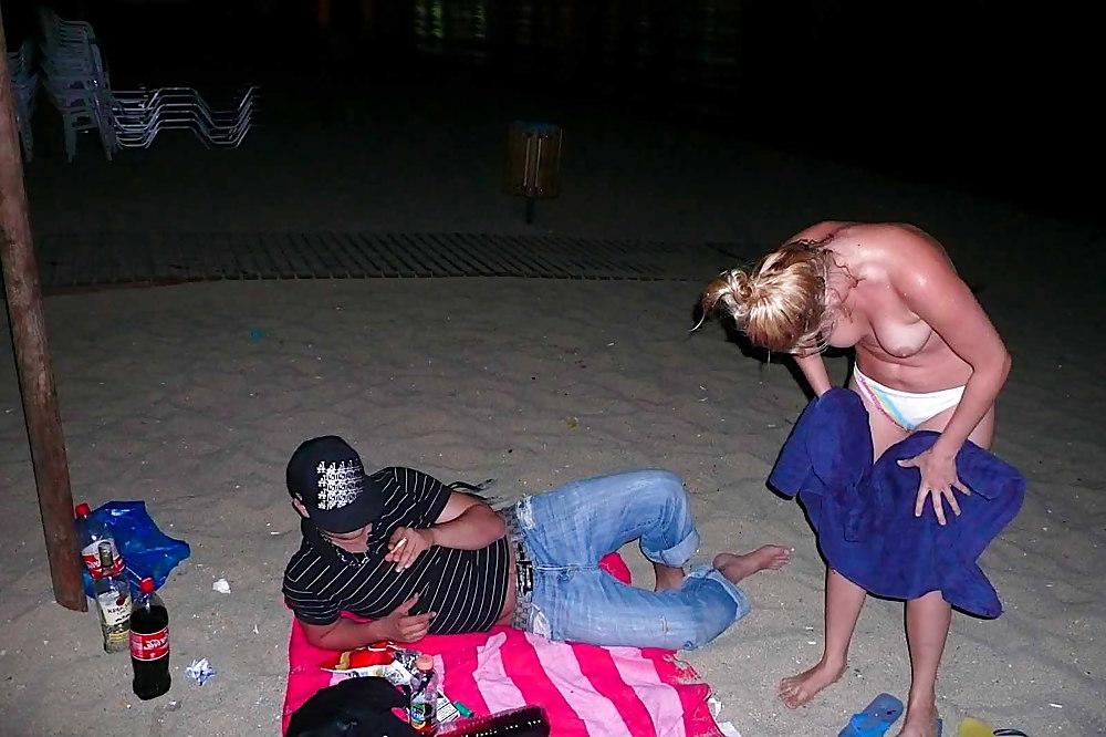 25P The beach 193