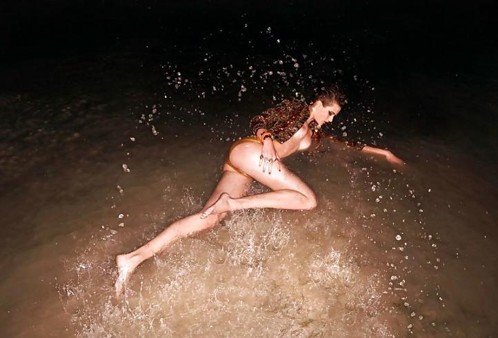 25P Ready for Summer Water Backgrounds - The Sensual Human Form