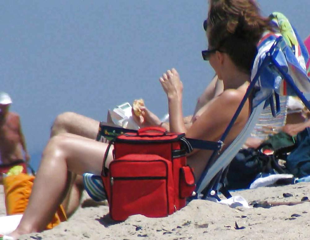25P The beach 185
