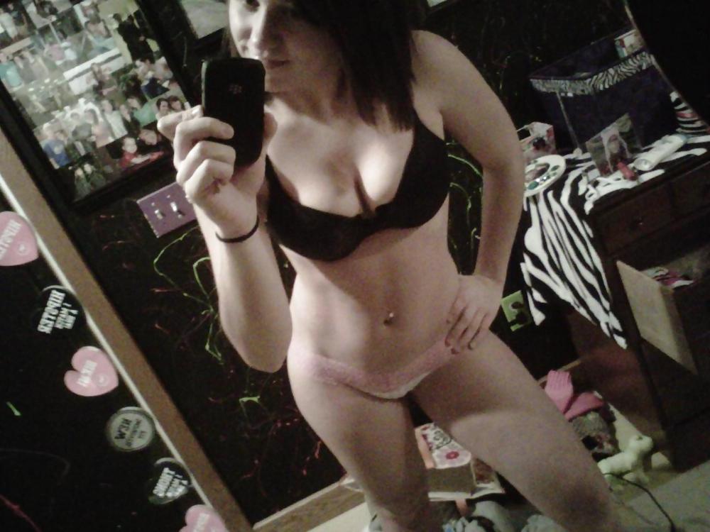 25P Teen self shot