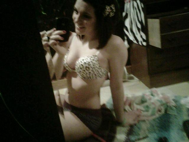 25P Teen self shot