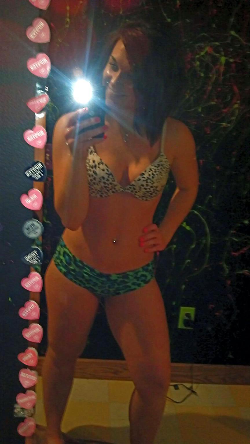 25P Teen self shot