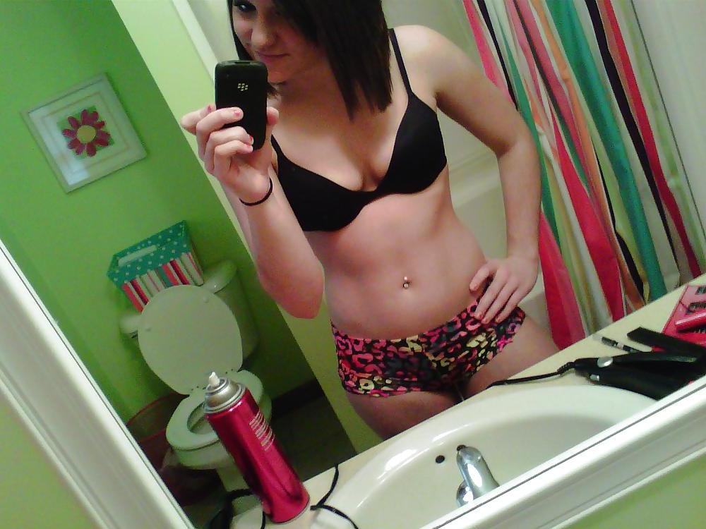 25P Teen self shot