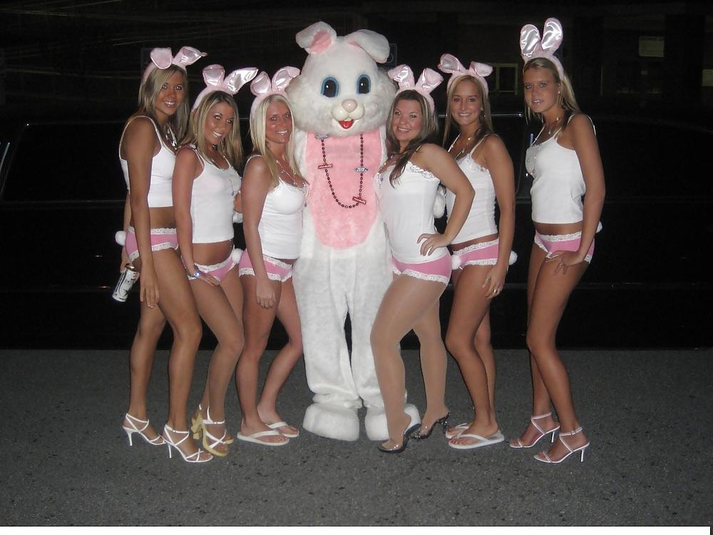 25P Sexy Bunnys - Happy Easter