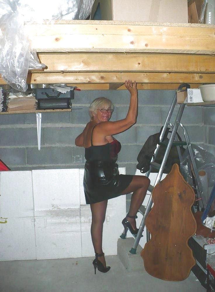 25P Mature Beauty - Annick 10