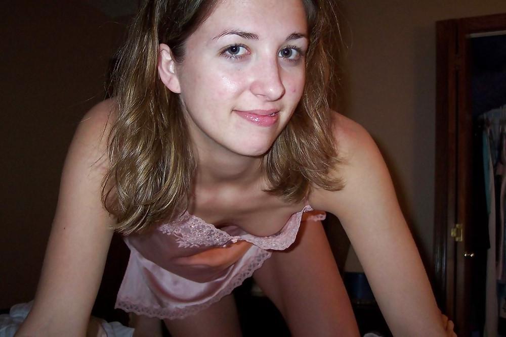 15P Downblouse nippleslips and upskirt
